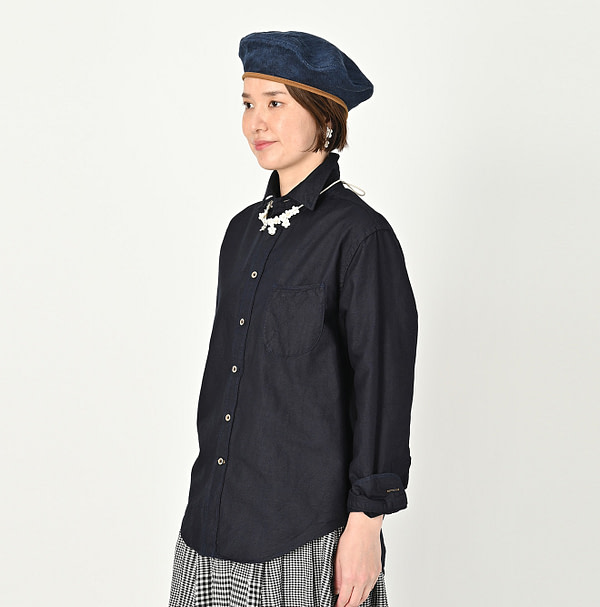 Indigo Supima Cotton OX 908 Loafer Shirt Female Model