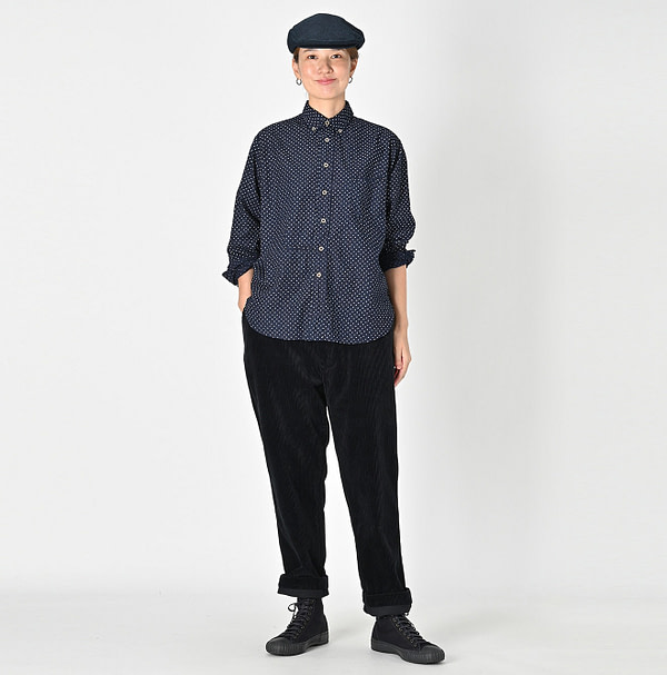 Selvedge Corduroy 908 Easy Poppo Female Model