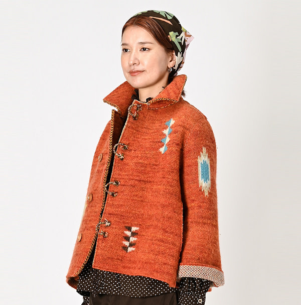 Chitose Boiled Wool Knit Bolero Female Model