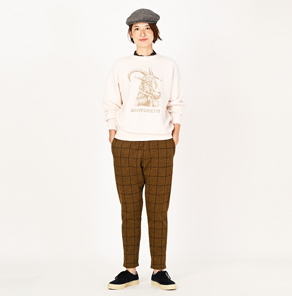 Jersey Wool Flannel 908 Easy Pants Female Model