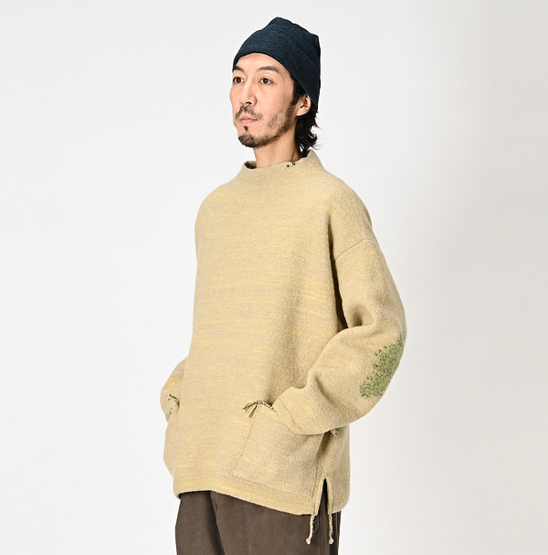 Chitose Wool Boiled 908 Uma Sweater Male Model