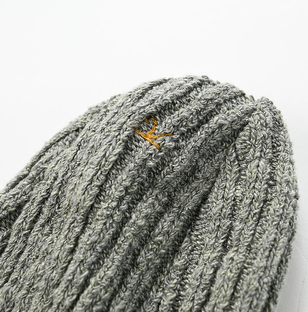 45 Star Knit Cap Sandy Ice Detail