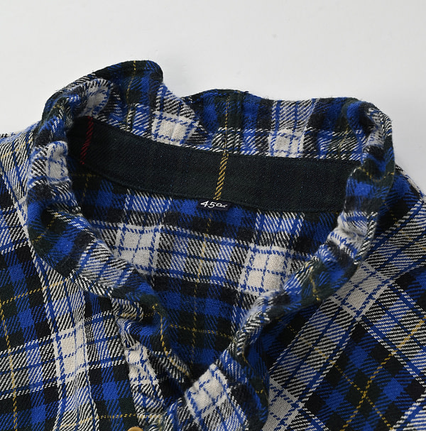 Indigo Zimba Flannel Check Frill Cache-Coeur Detail