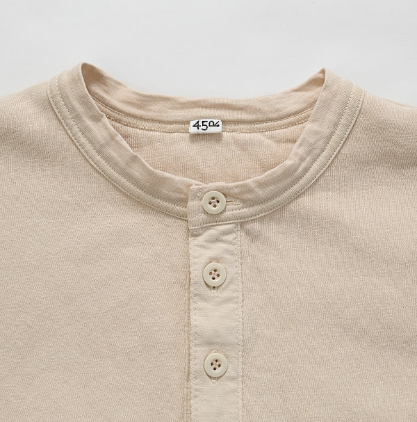 Urake 908 Henley Detail