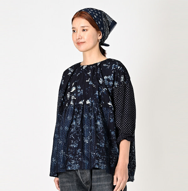 Indigo Hira Flower Mix Print Blouse Female Model