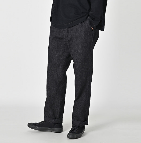 Indigo Yorimoku Kersey Easy Slacks MEN Male Model