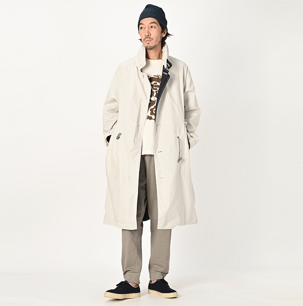 Ripstop 908 Balmacaan Coat Male Model