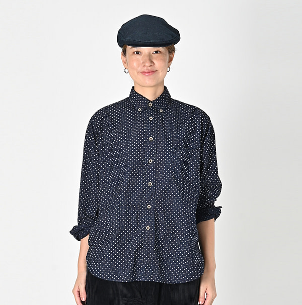 Indigo Tappet Dot Print 908 Ocean Shirt Female Model