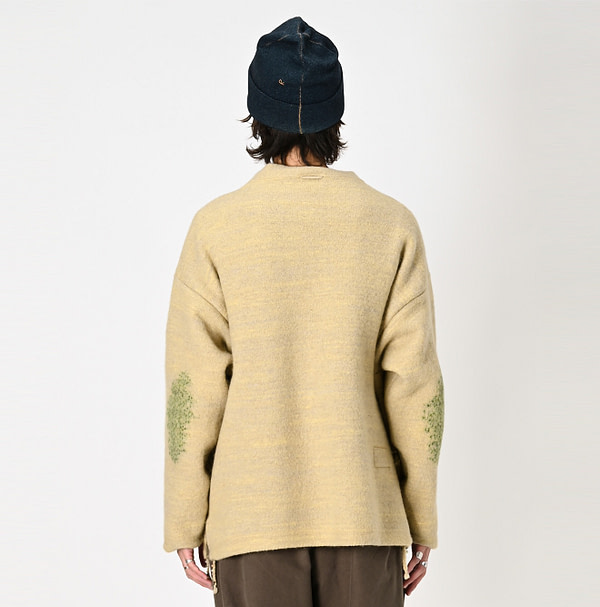 Chitose Wool Boiled 908 Uma Sweater Male Model