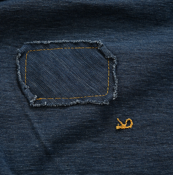 Indigo Dekoboko Tenjiku Outer T-shirt Detail