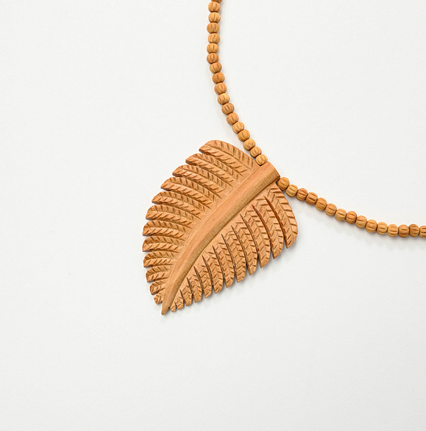 Palm Tree Necklace Detail