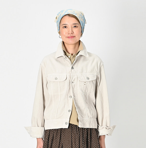 12 Well Corduroy 908 Yamahikohime Jacket Female Model