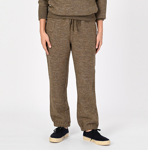 Wool Cotton Urake 908 Sweat Pants Female Model