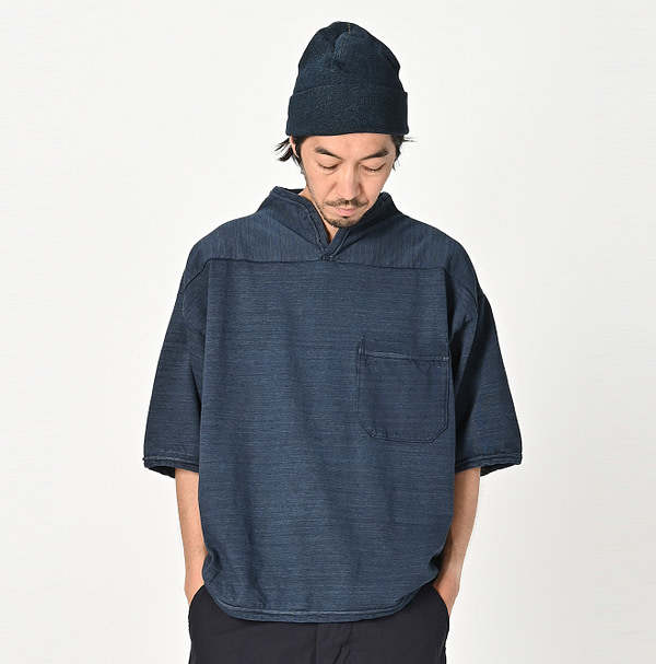 Indigo Dekoboko Tenjiku Outer T-shirt Male Model