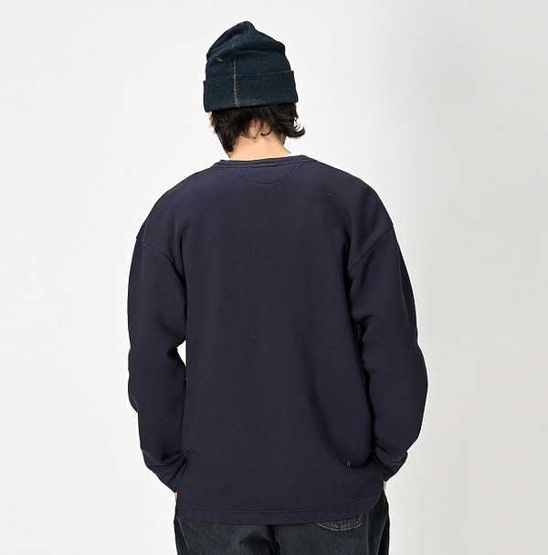 Urake 908 Henley Male Model