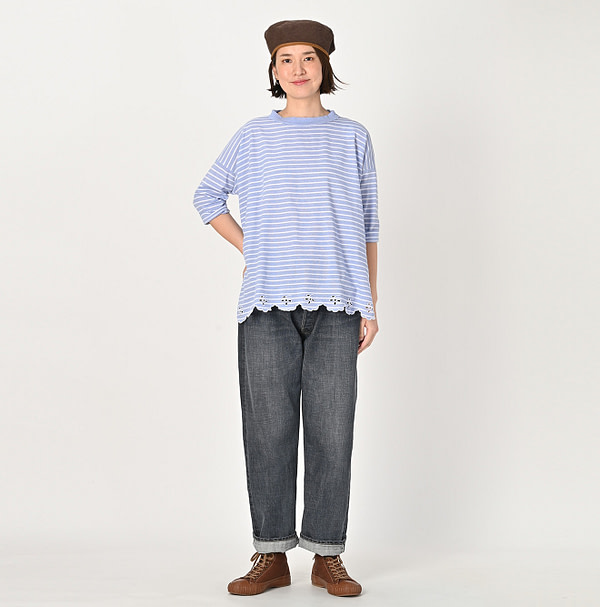 Oxford Kanoko Cotton Stripe Cutwork T-shirt Female Model