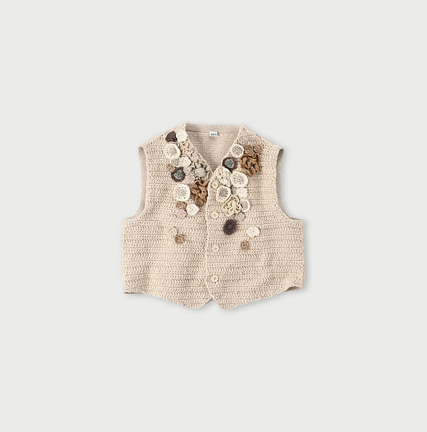 Cloche Flower Vest Multi Flower 1