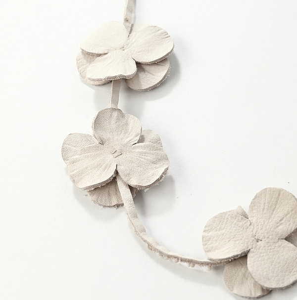 Leather Pansy Necklace Dark Detail