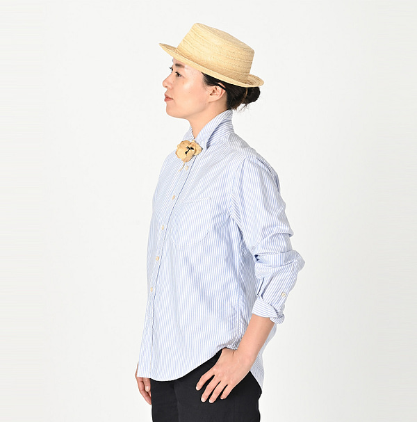 Supima Oxford 908 Loafer Shirt Female Model