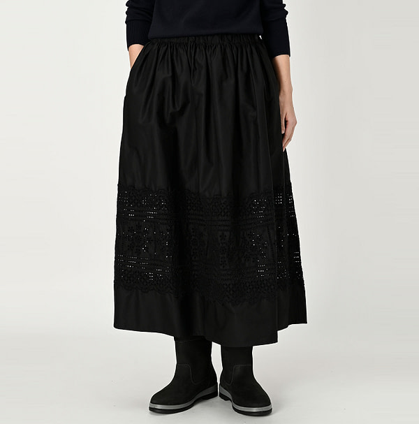 Usu High Density Gaba Cutwork Easy Skirt Female Model