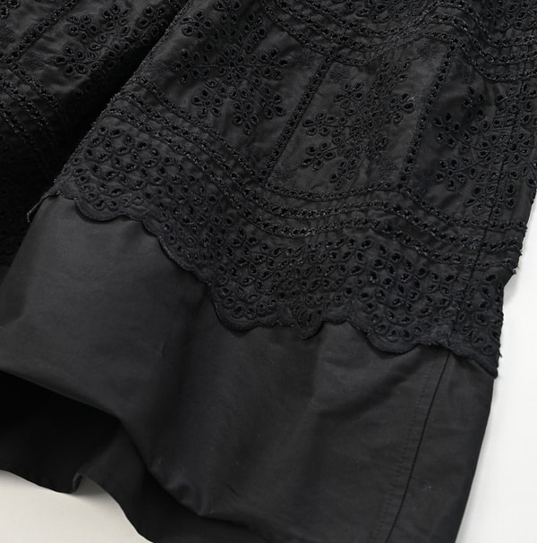 Usu High Density Gaba Cutwork Easy Skirt Detail