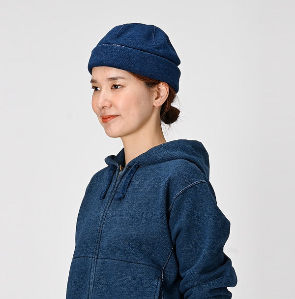 Indigo Urake Cap Female Model