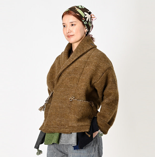 Chitose Wool Boiled Kamue Female Model