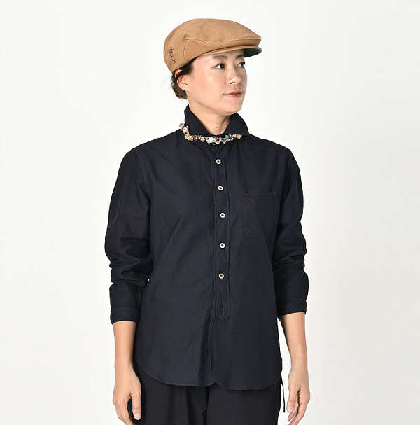 Indigo Supima Oxford 908 Loafer Shirt Female Model