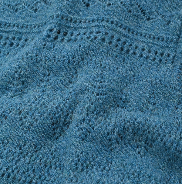 Shetland Lace Cache-Coeur Detail