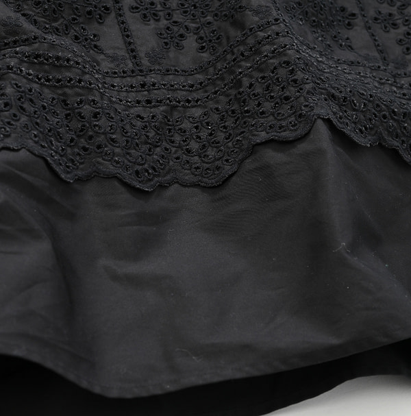 Usu High Density Gaba Cutwork Dress Detail