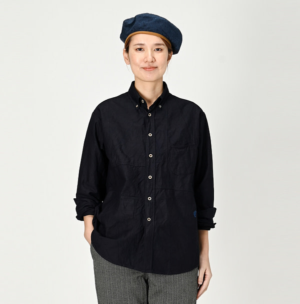 Indigo Supima OX 908 Ocean Sail Shirt Female Model