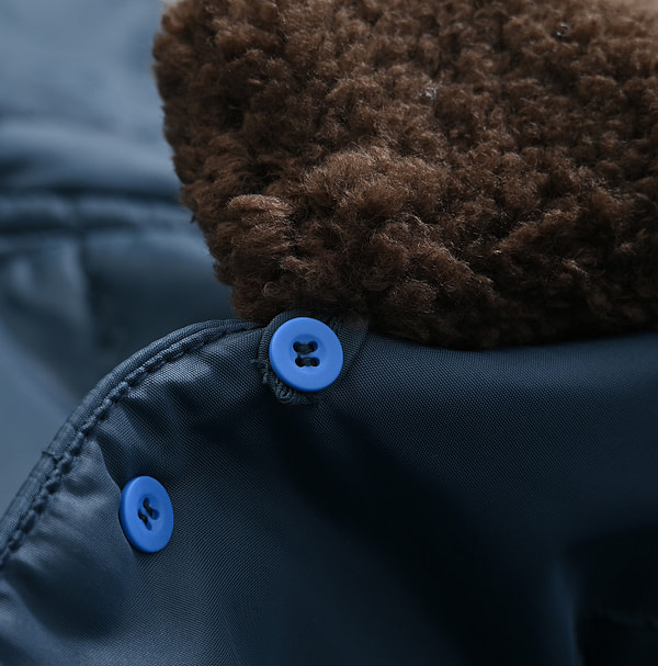 Thick Nylon 908 Tent Blouson Detail