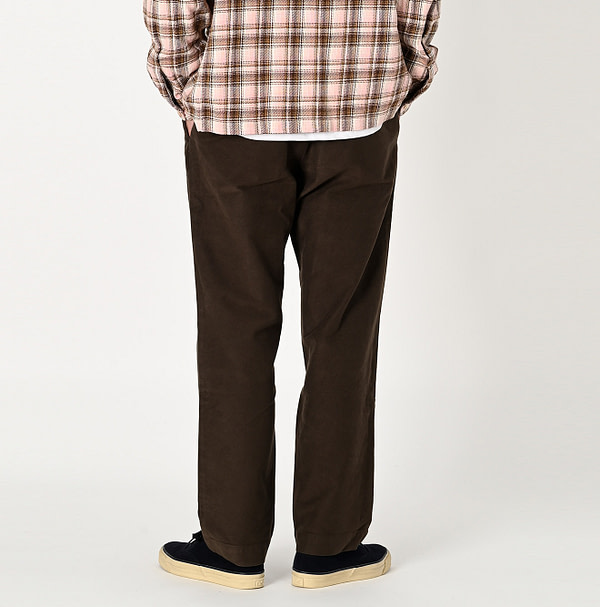 Moleskin Easy Slacks MEN Male Model