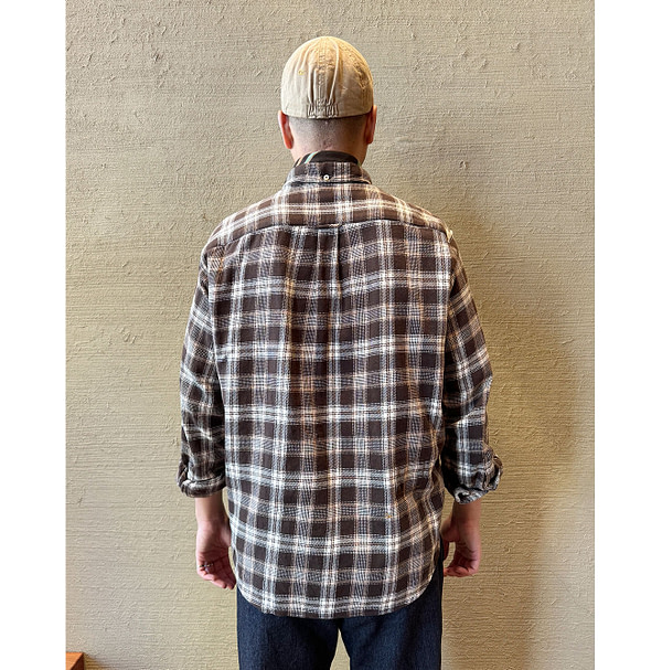 Green Check 908 Indian Flannel Ocean Shirt Male Model