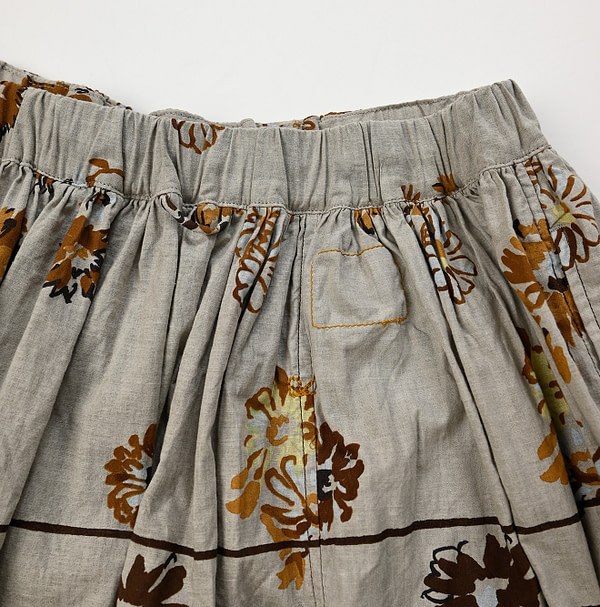 Border Flower Print Cotton Easy Skirt Detail