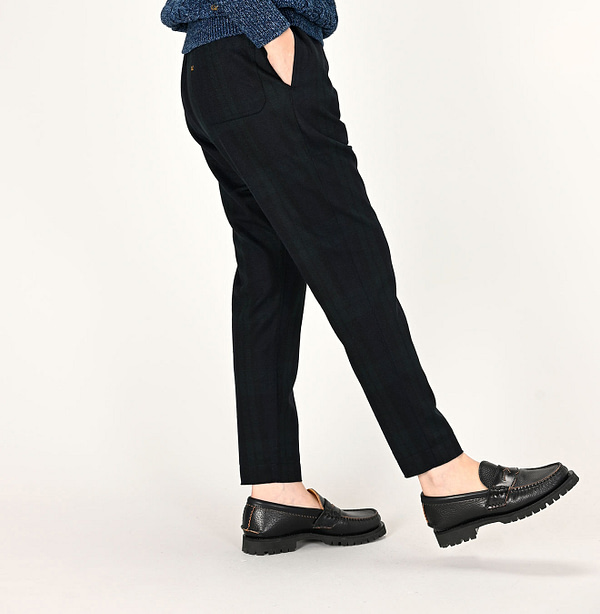 Jersey Flannel 908 Sweat Pants Female Model