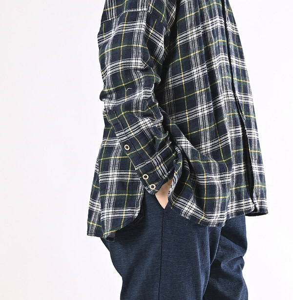 Double Woven Big Shirt Detail