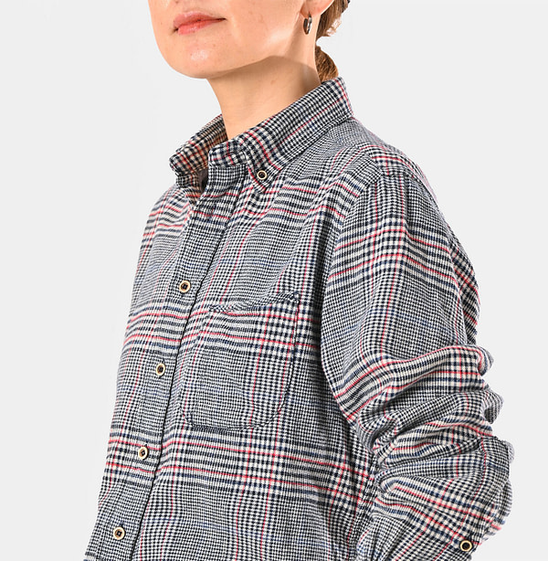 Double Woven 908 Loafer Button Down Shirt Female Model
