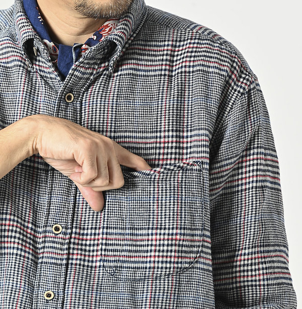 Double Woven 908 Loafer Button Down Shirt Male Model