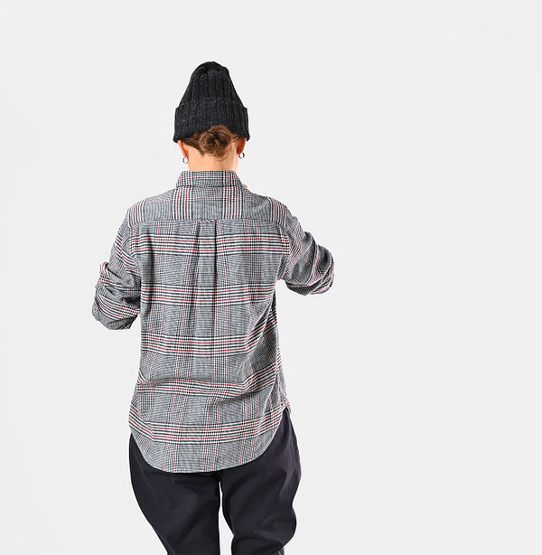 Double Woven 908 Loafer Button Down Shirt Female Model