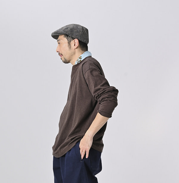 Plant Dyed 908 Ocean T-shirt Male Model