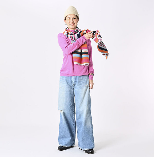 Rug Border Muffler Female Model