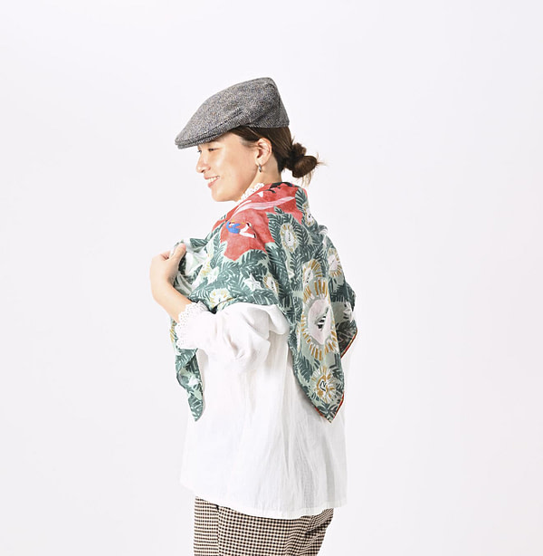 Supima Organic Aya Noel Furoshiki Female Model