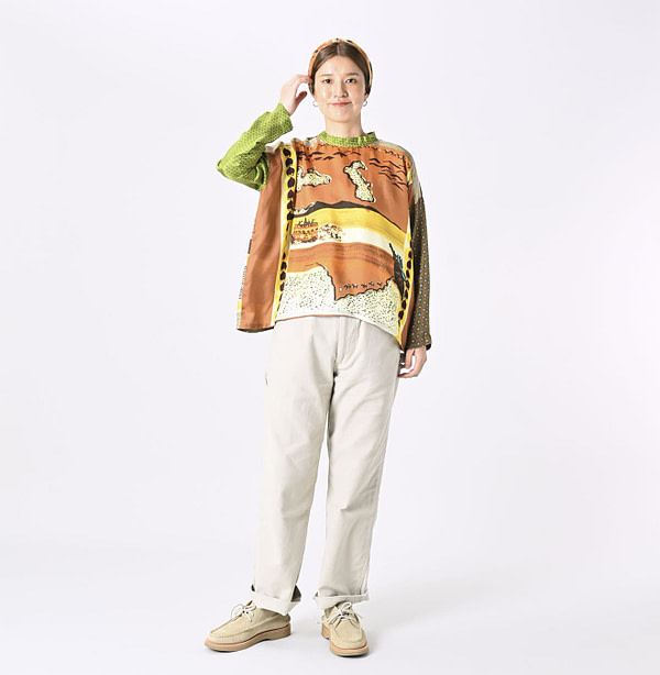 Picture Book Bandana Blouse Pale Female Model