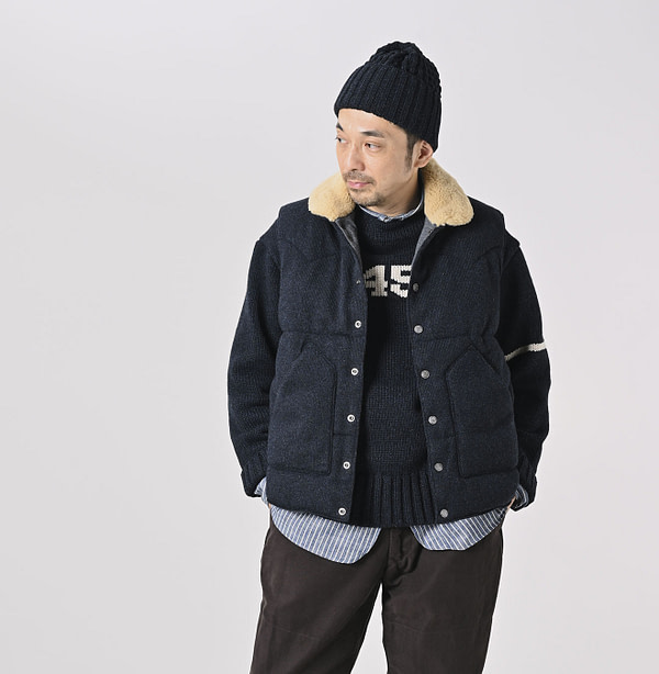 Cashmere Jersey 908 Flannel Vest Male Model