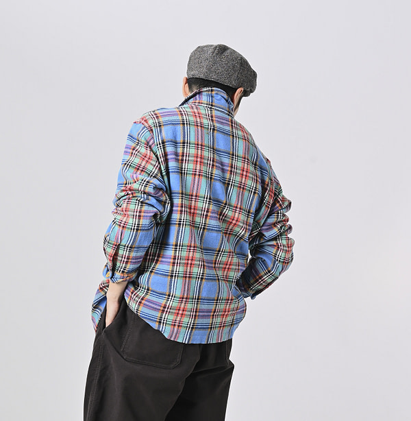 Indian Flannel Tartan 4-pocket Shirt Male Model