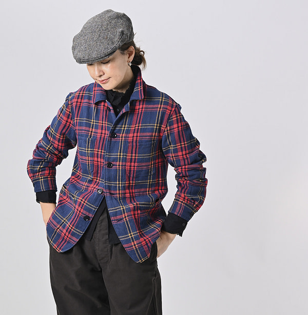 Indian Flannel Tartan 4-pocket Shirt Female Model