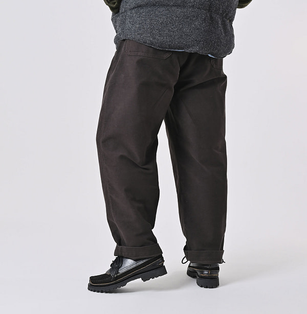 Moleskin 908 Peg Top Pants Male Model