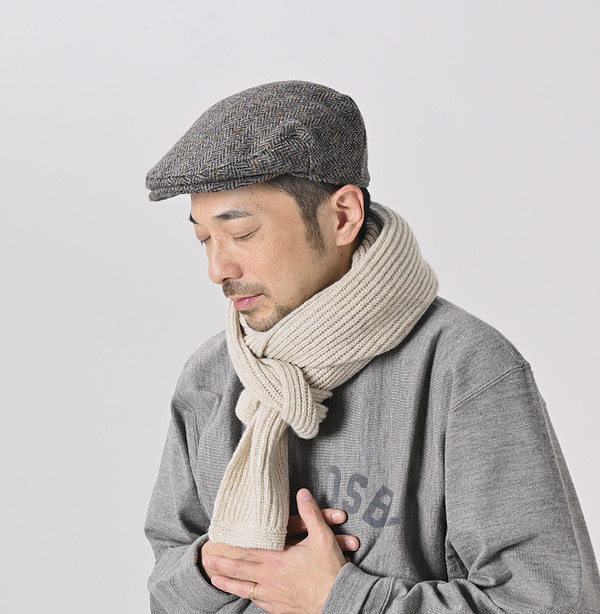 Cashmere Waffle Long Muffler Male Model