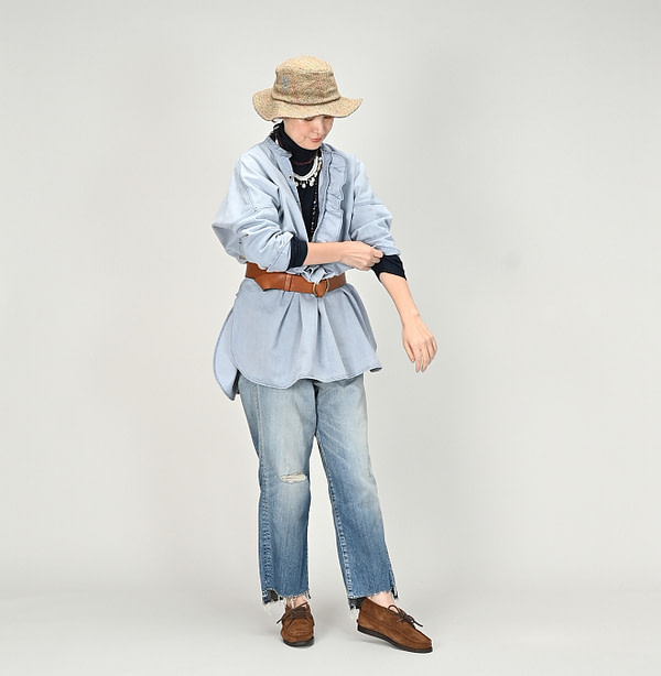 ONEONE Futatabi Okome Denim Frill Tunic Tan Female Model
